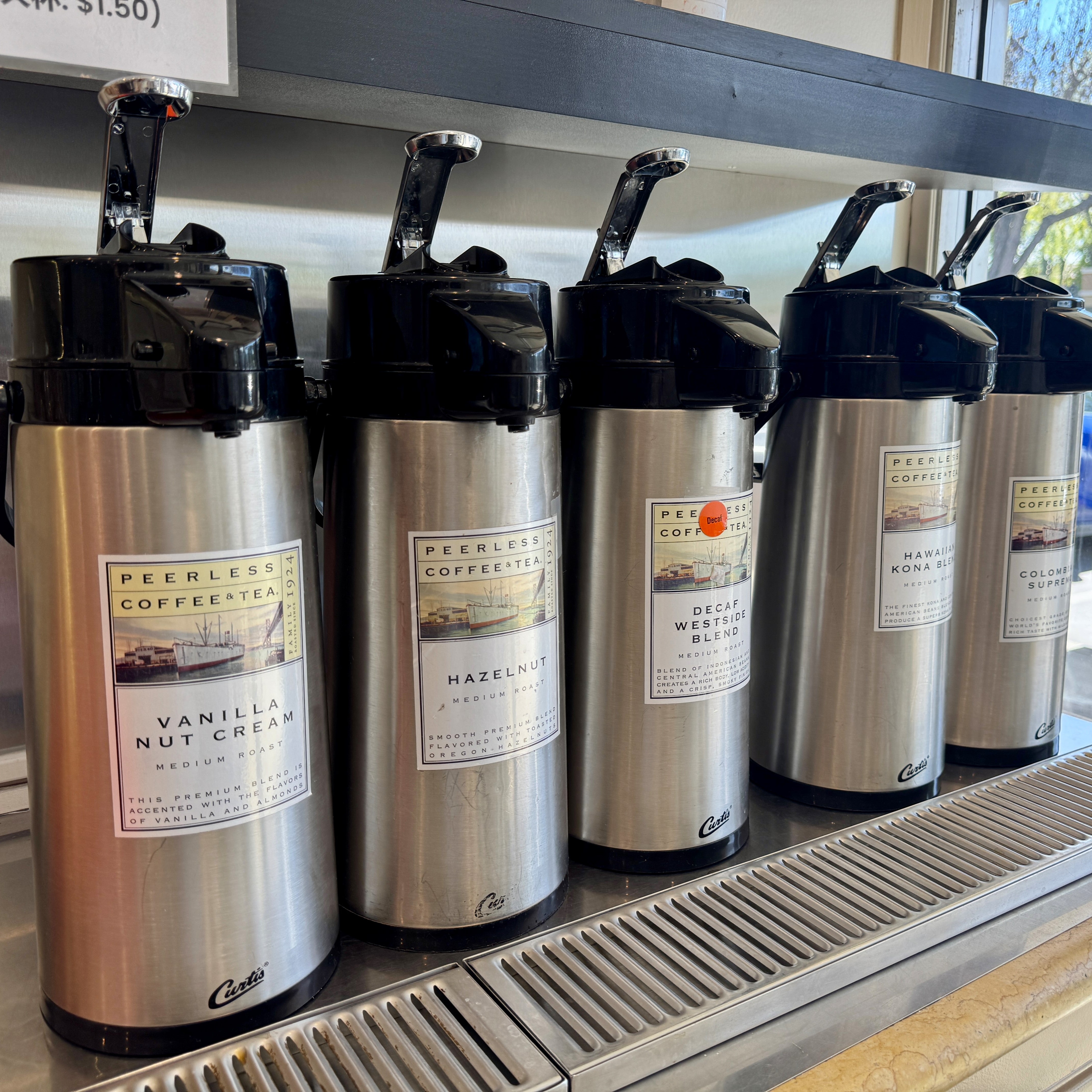 金麥 | 週六麵包滿$15送咖啡+週二滷肉飯9折